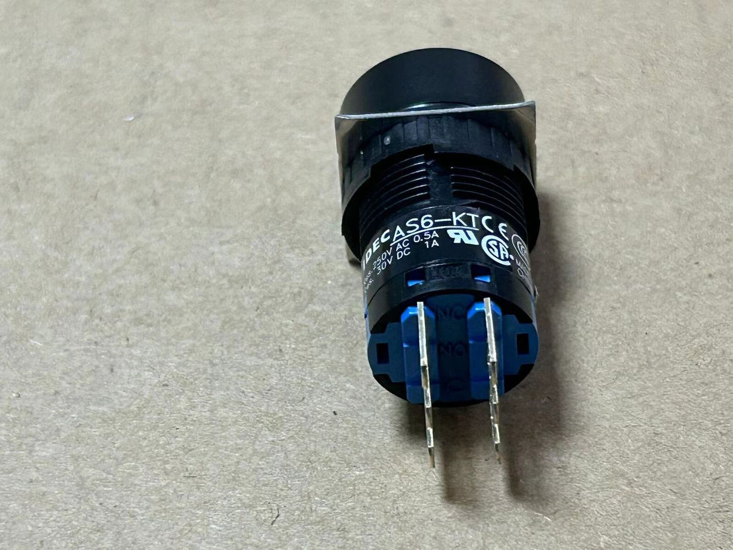 new Yaskawa robot key switch DX100 JZRCR-YPP01-1 teach pendant selector switch - YASKAWA
