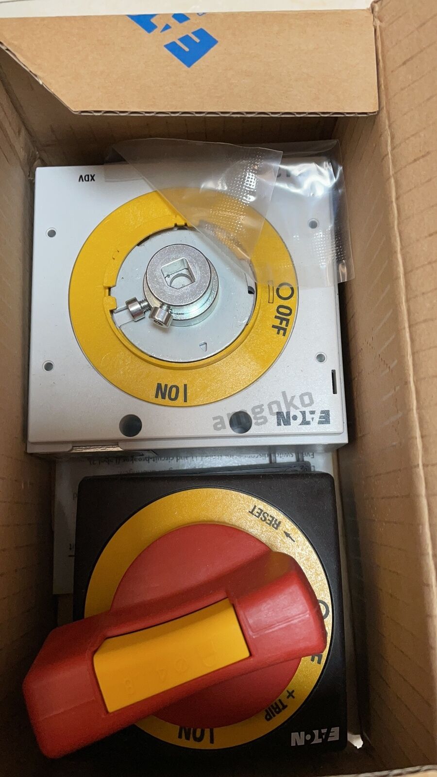 new 1PC EATON MOELLER NZM2-XTVDVR-0 - EATON