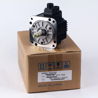 ONE  Yaskawa Servo Motor SGMG-05A2AB
