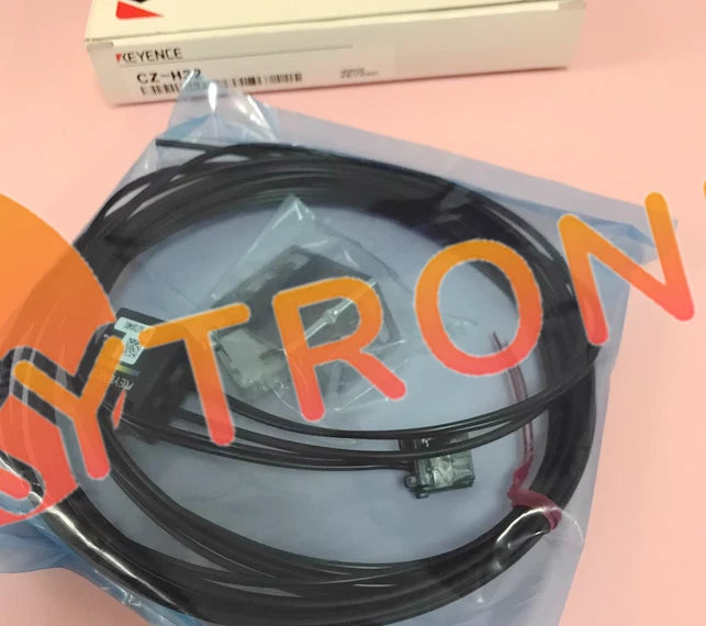 KEYENCE CZ-H32 color sensor