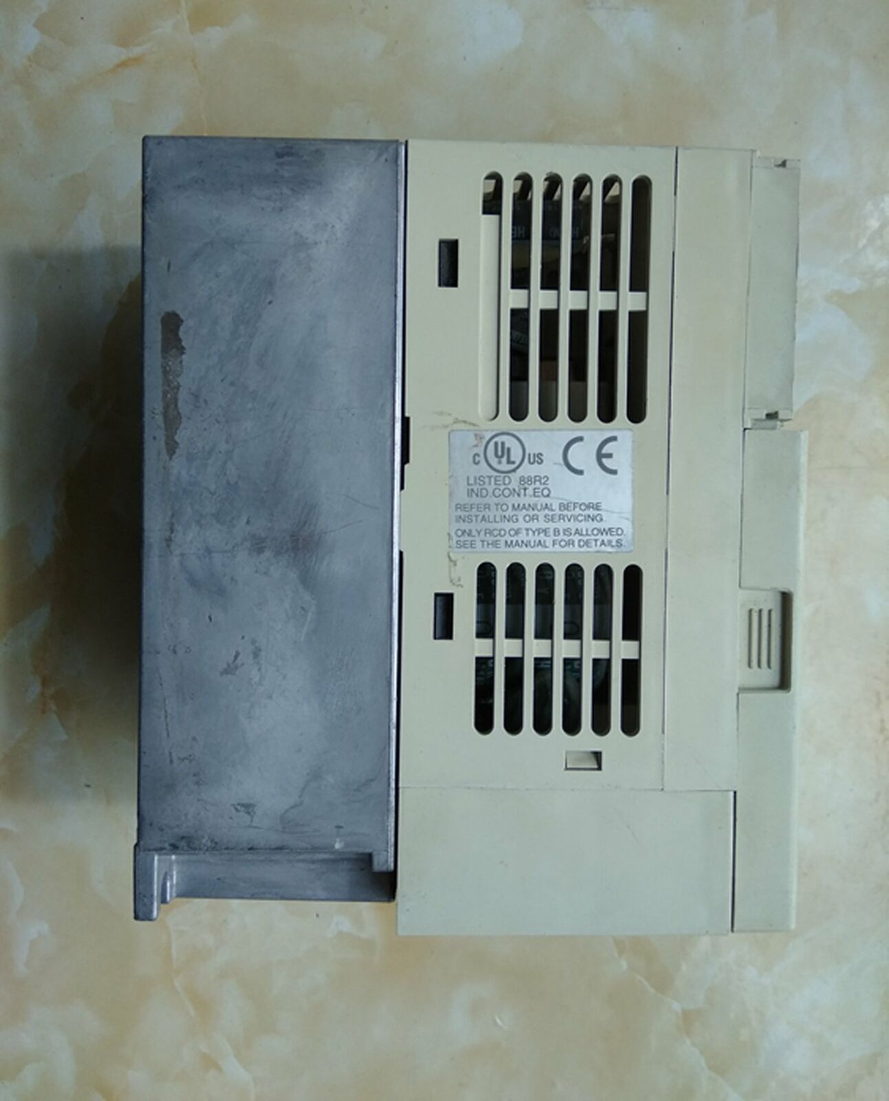 Used Mitsubishi FR-E520-0.4K 220V - MITSUBISHI