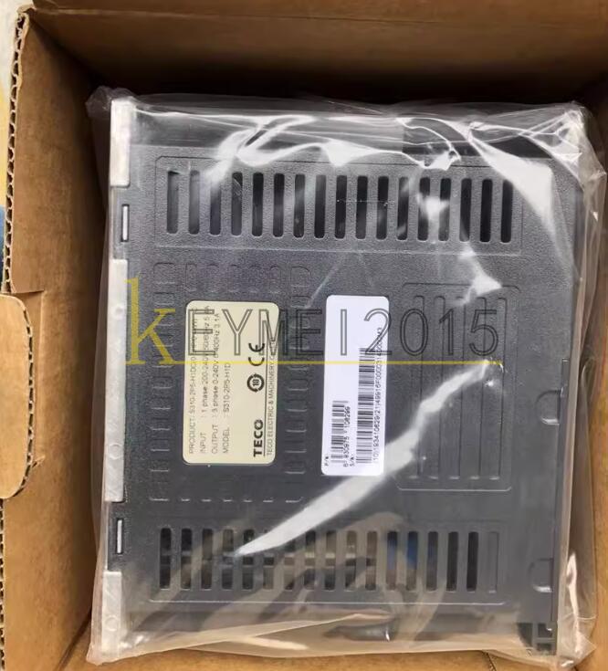 new 1PCS  TECO S310-2P5-H1DC Inverter 220V 0.4KW TECO