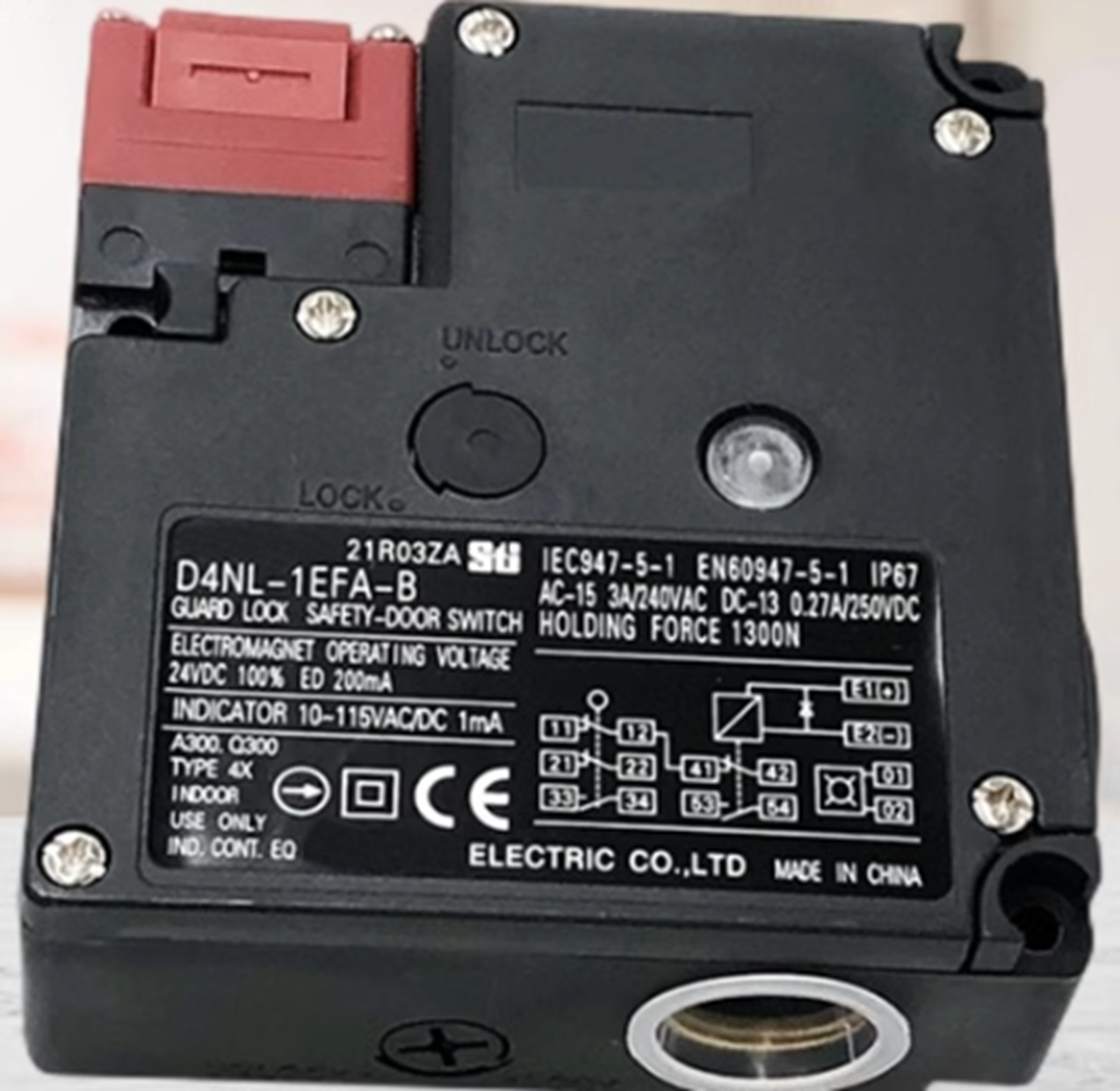 OMRON D4NL-1EFA-B Safety Door Lock Switch - OMRON