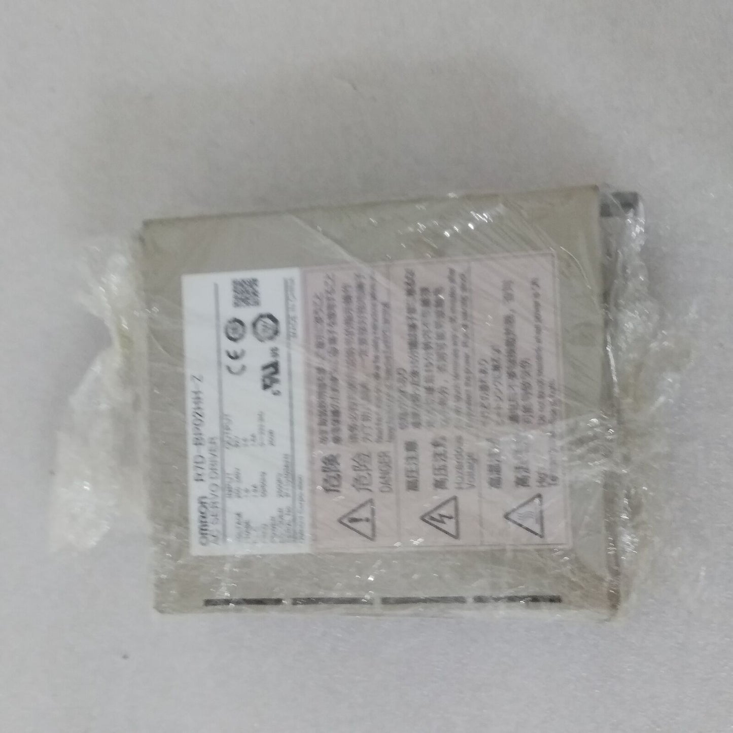 Used OMRON SERVO DRIVE R7D-BP02HH-Z Refurbished - OMRON