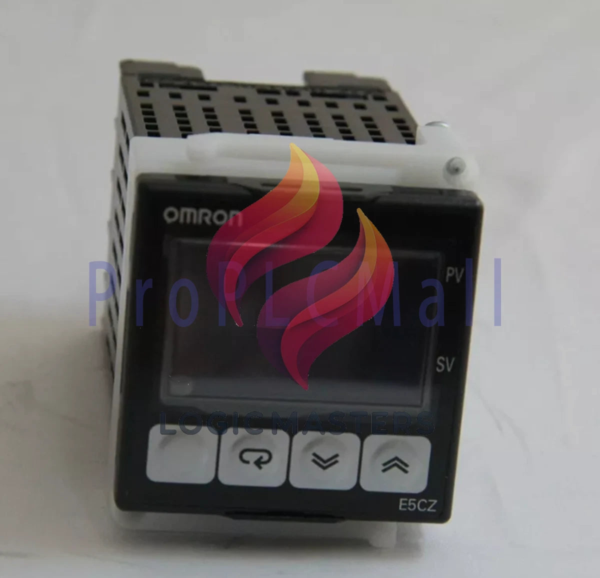 Omron E5CZ-Q2MT Temperature Controller 100-240VAC~