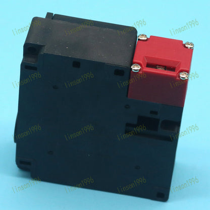 Omron D4NL2CFGB Safety Door Switch, Fast Delivery - OMRON