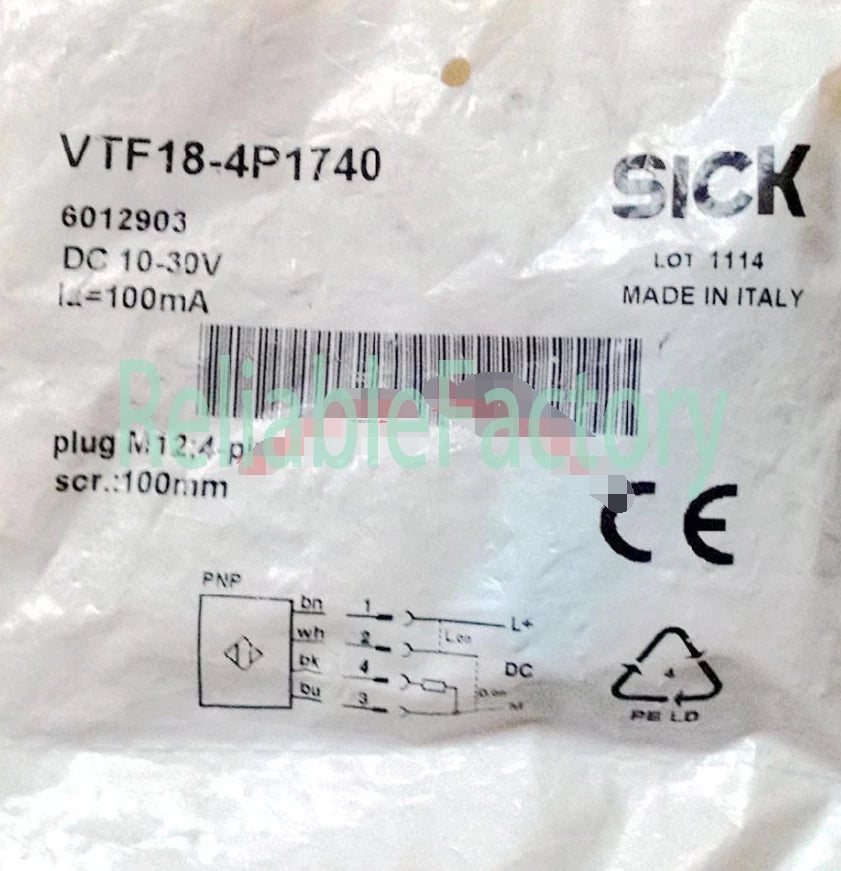 1PC SICK Photoelectric Switch VTF18-4P1740 free shipping
