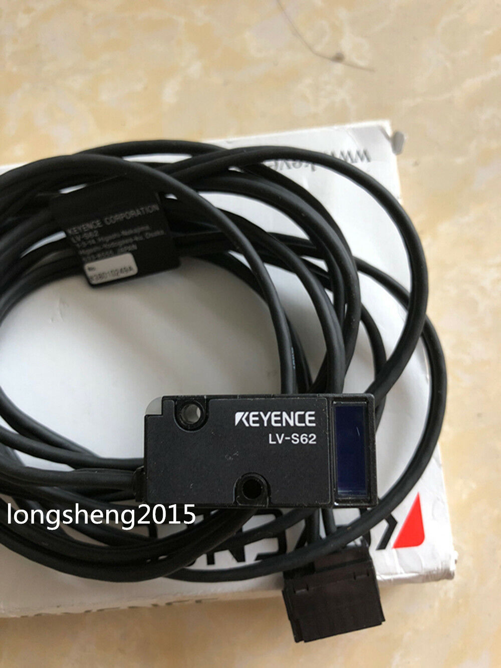 new 1PC Keyence Laser sensor LV-S61 LVS61 - KEYENCE
