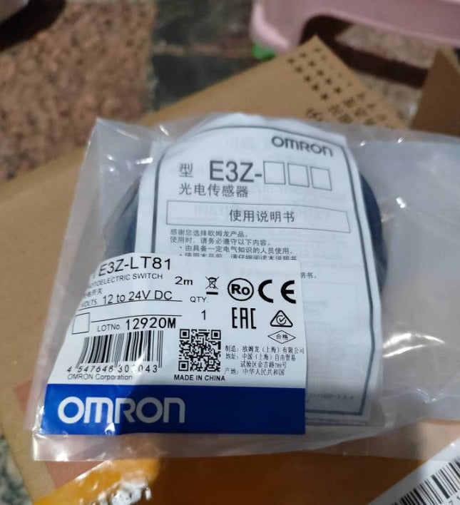 new 1PCS IN BAG For OMRON E3Z-LT81 E3ZLT81 Photoelectric switch sensor - OMRON