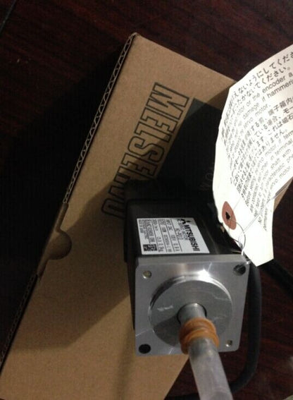 MITSUBISHI AC SERVO MOTOR HC-PQ13 HCPQ13