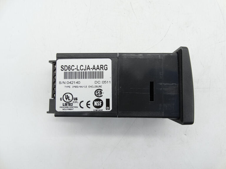 WATLOW SD6C-LCJA-AARG Temperature Controller, Precision Temperature Regulation, Compact Design, Easy Installation, Support RTU Communication, 1-99°C Range, 0.1°C Accuracy, IP67 Enclosed, 1000g Weight - WATLOW