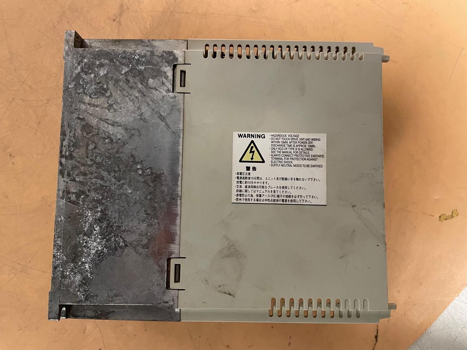 MITSUBISHI Electric MRJ2200CT Servo Drive Unit - High-Power Electric Motor for Industrial Applications - MITSUBISHI ELECTRIC