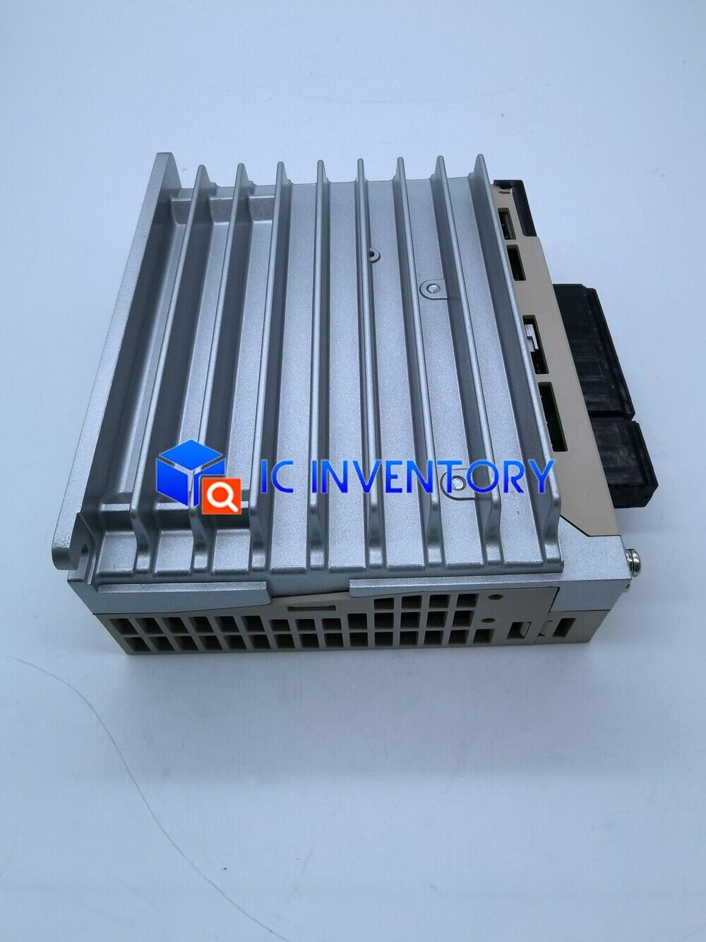 new 1PCS ONES Yaskawa SGDS-04A01A - YASKAWA