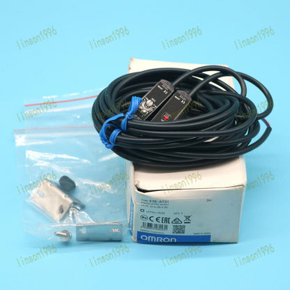 Omron E3SAT31 Optoelectronic Switch - OMRON