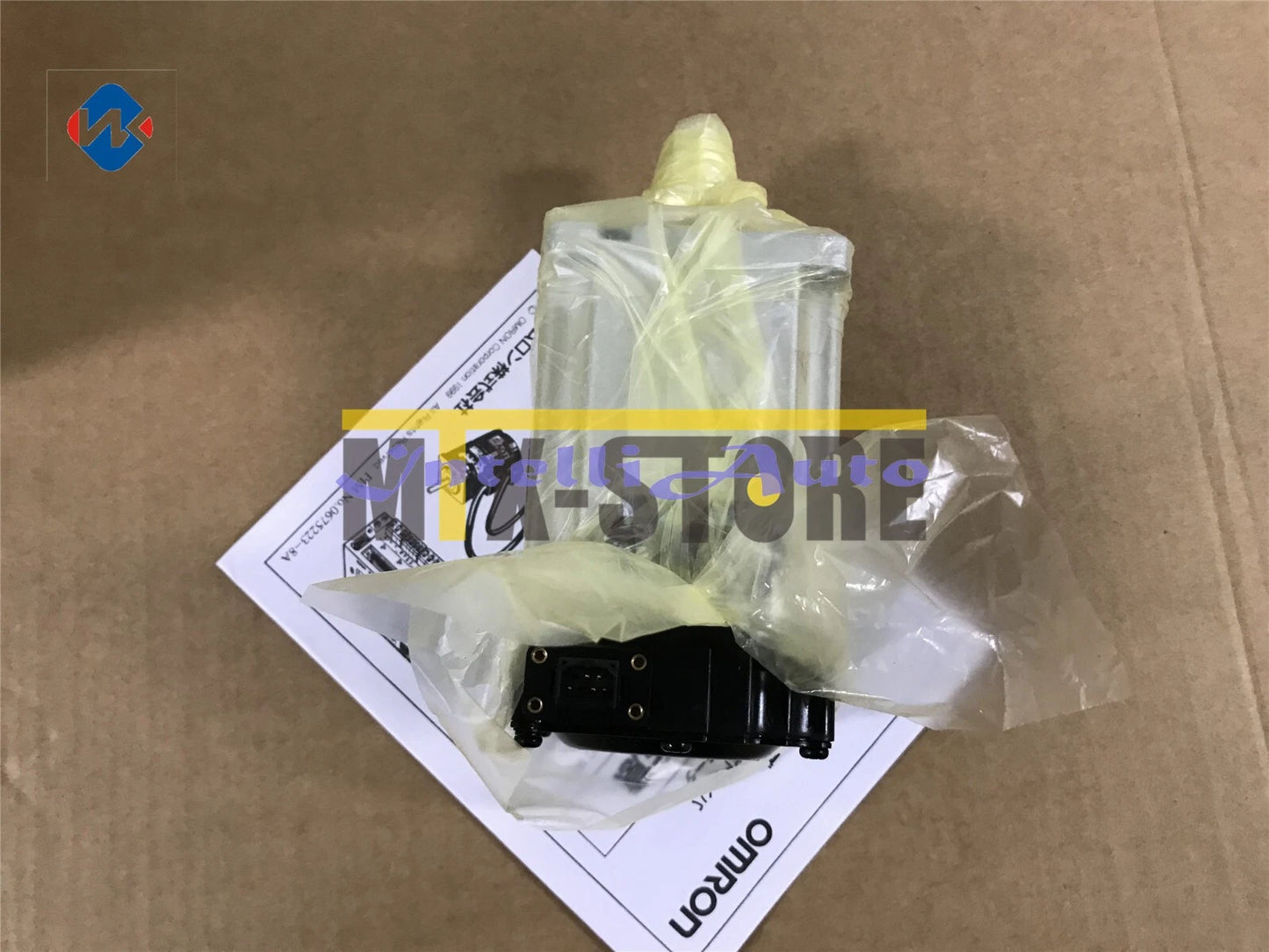1pcs Omron R88M-K40030L-S2 servo motor