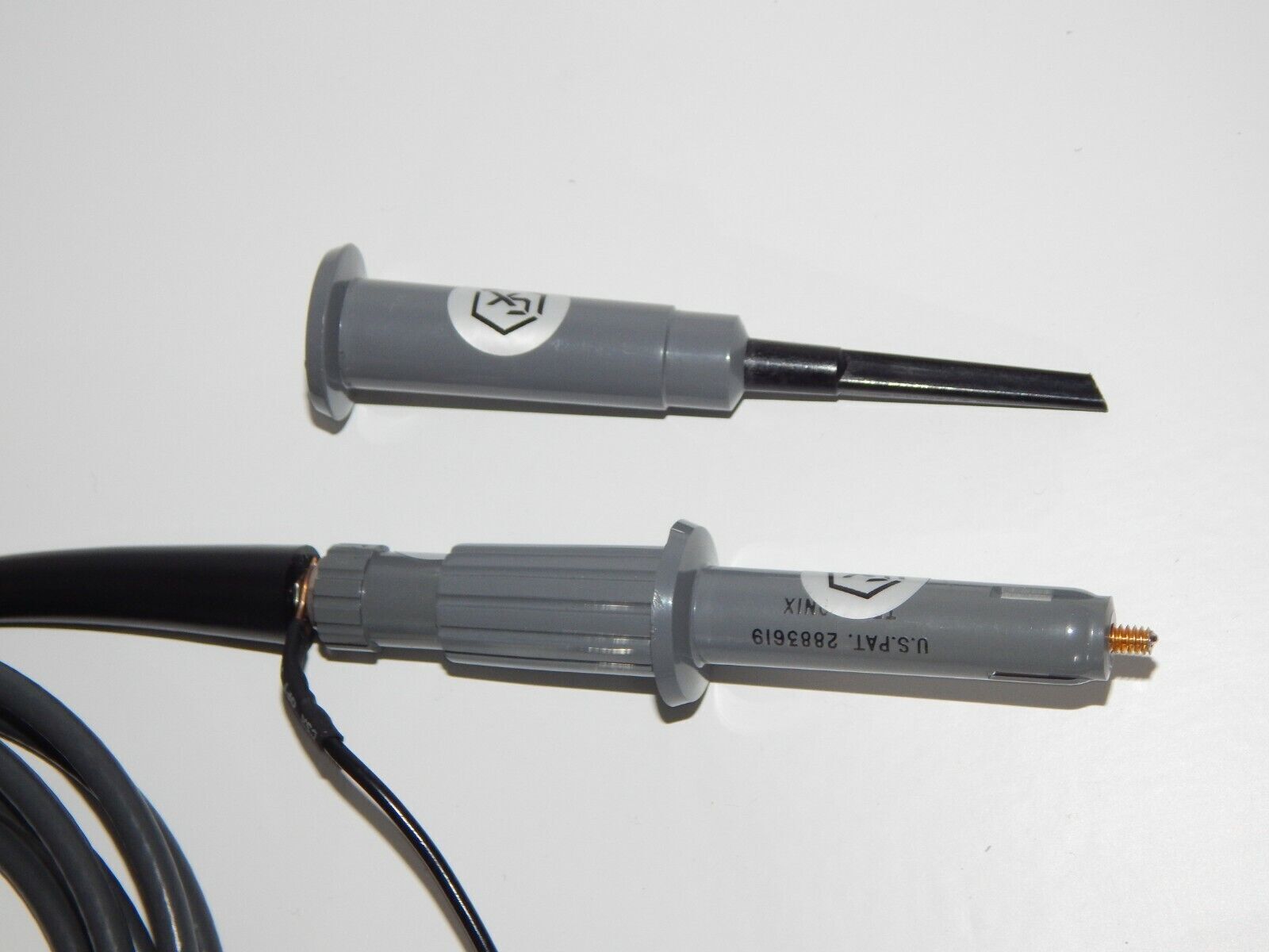 used Tektornix P6007 probe with accessories - TEKTORNIX