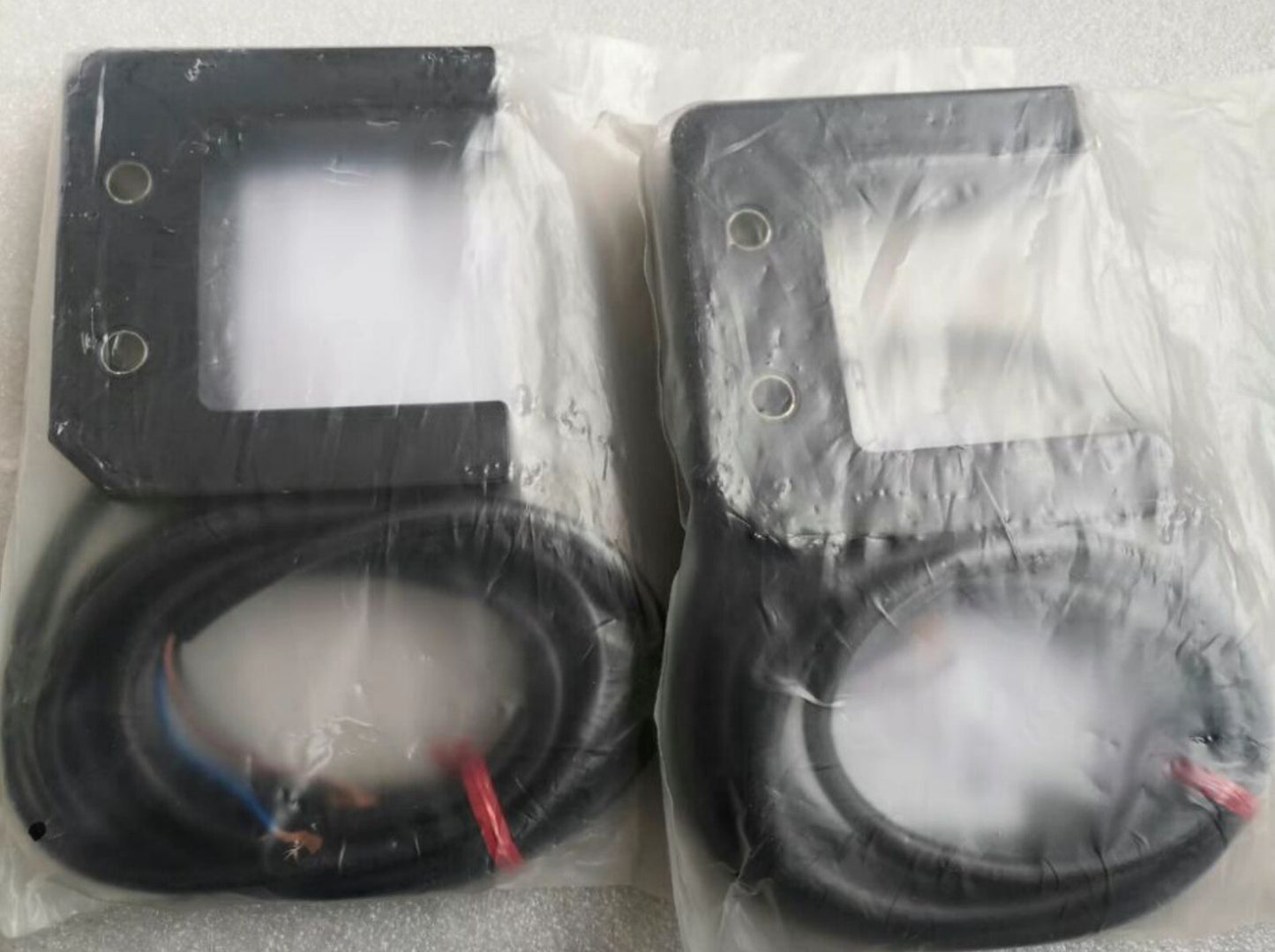 1PC  Panasonic CZ-172B-P UCZ172BP Photo Sensor  Free Ship