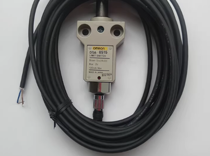 Omron Automation and Safety D5A-8515 Plunger Limit Type Cable Output PNP - OMRON
