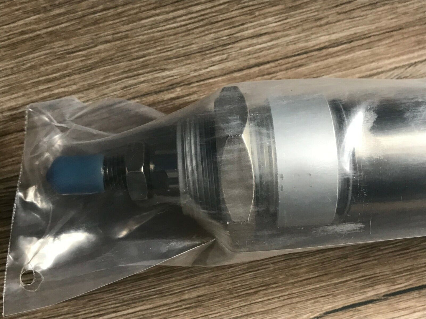 1PCS FESTO DSNU-32-80-PPV-A cylinder free shipping
