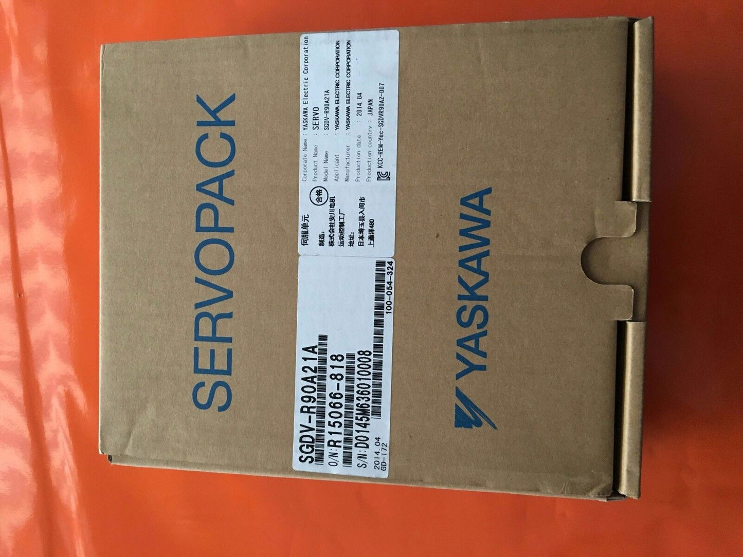 new 1PC Yaskawa SGDVR90A21A Servo Drive SGDV-R90A21A In Box ping