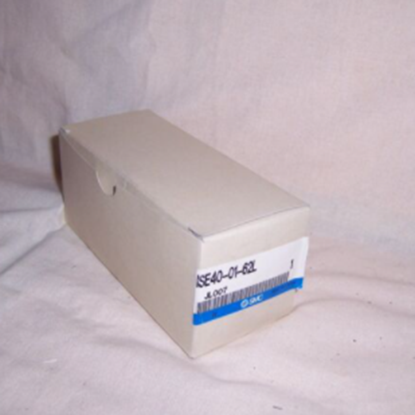 SMC ISE40-01-62L EPressure Switch 0.100-1.000 MPa DC12-24V - SMC