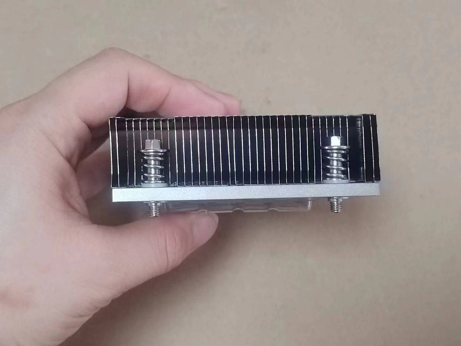 new X3550 M5 server CPU fan 00FK343 and heat sink 00KC912, 00FK457，00FK455 - DELL