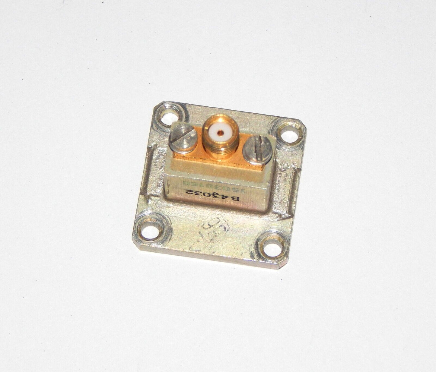 used Waveguide Adapter WR62 to SMA - ACCUCOM