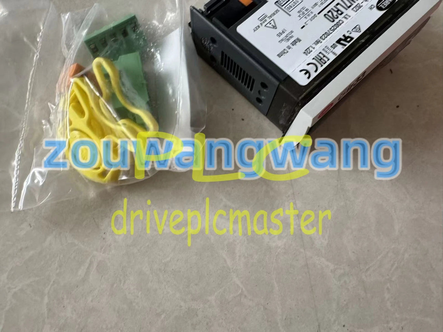 Carel IR33W7LR20 Controller #ZWW #dr