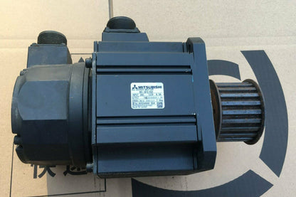 Used Mitsubishi HC-SFE102 AC Servo Motor – Tested and in Good Condition - MITSUBISHI