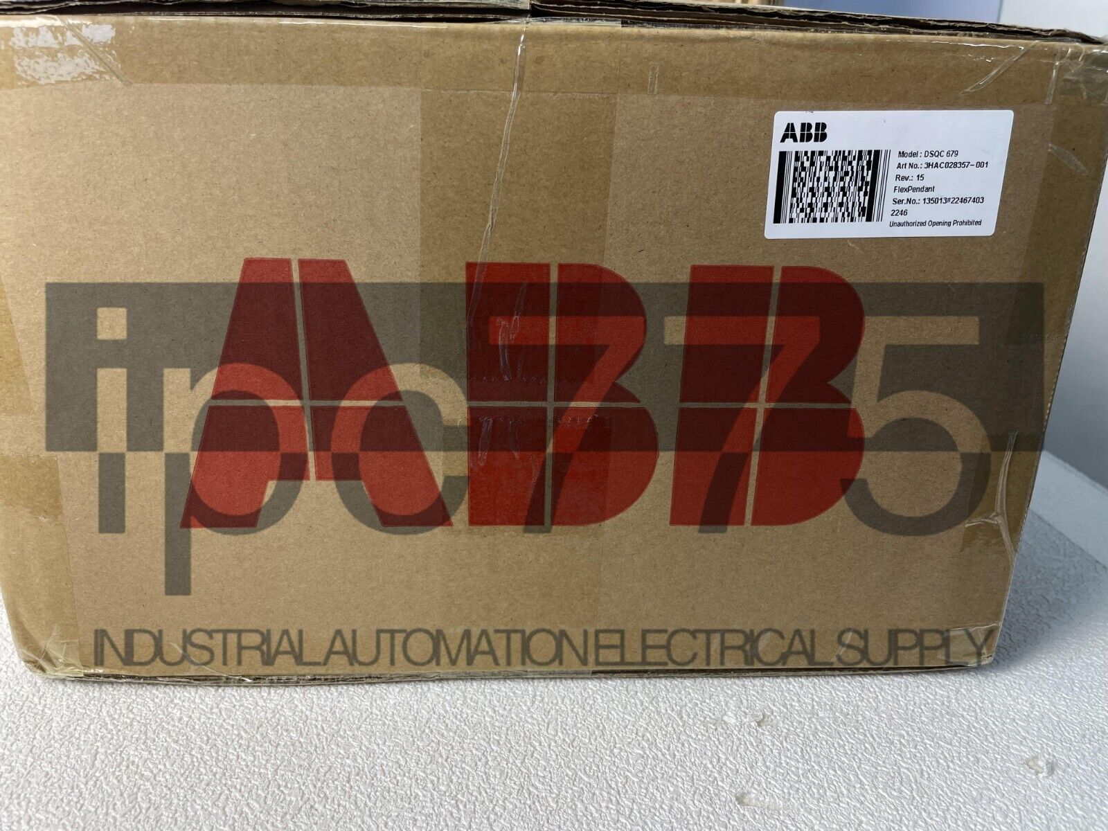 ABB DSQC679 3HAC028357-001 teaching pendant sealed box - ABB