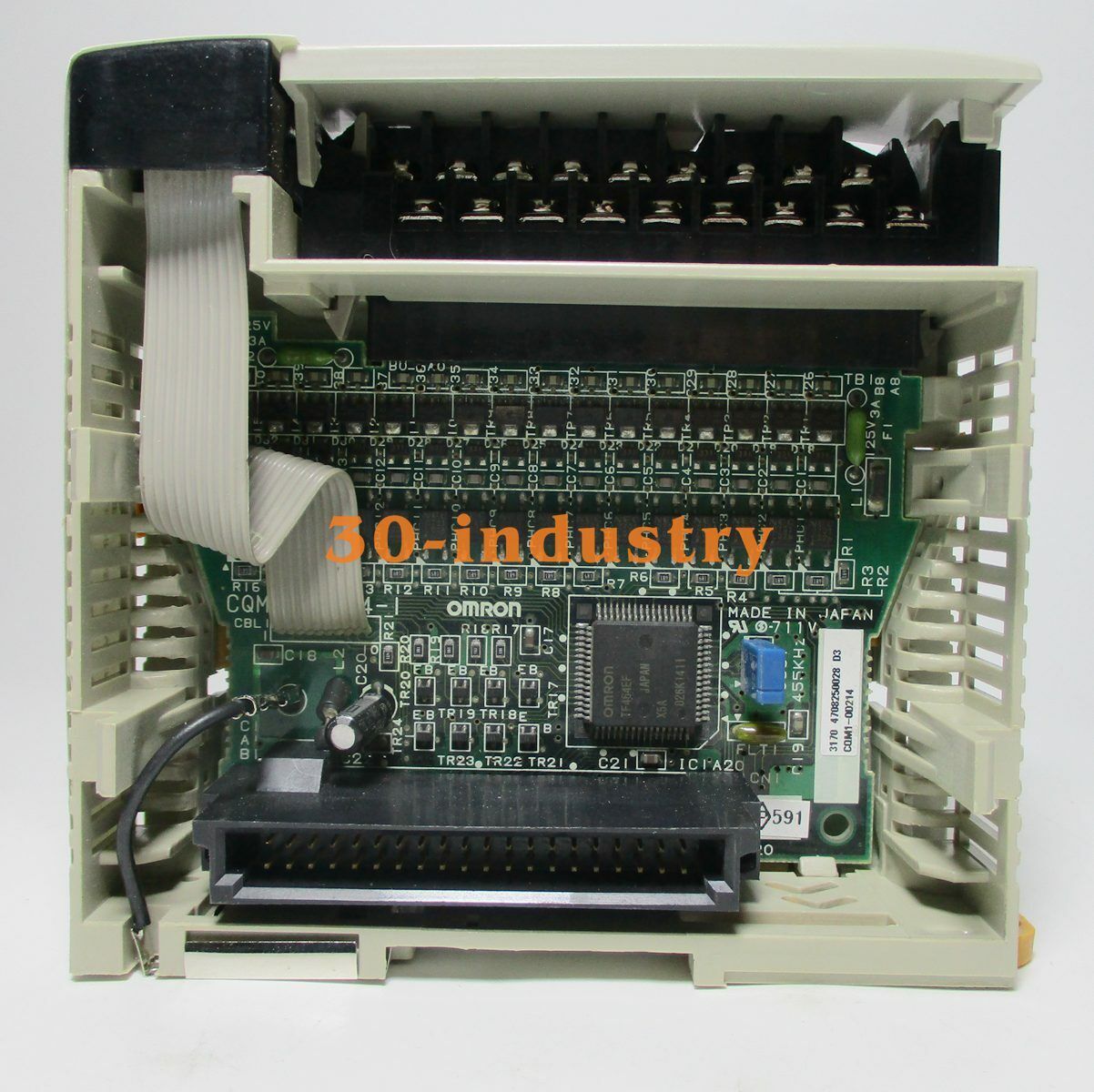 OMRON CQM1-OD214 Output Unit - 1 Piece New - OMRON