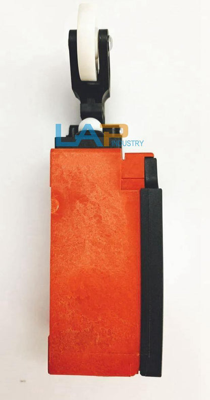 new 1PCS For BERNSTEIN Sensor I88-A2Z 608.6821.120 AC15 Ue 240V/le 1.5A Ui 250V - BERNSTEIN