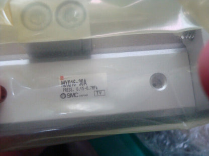 1PC SMC MXQ16-30A MXQ1630A Cylinder Free Ship