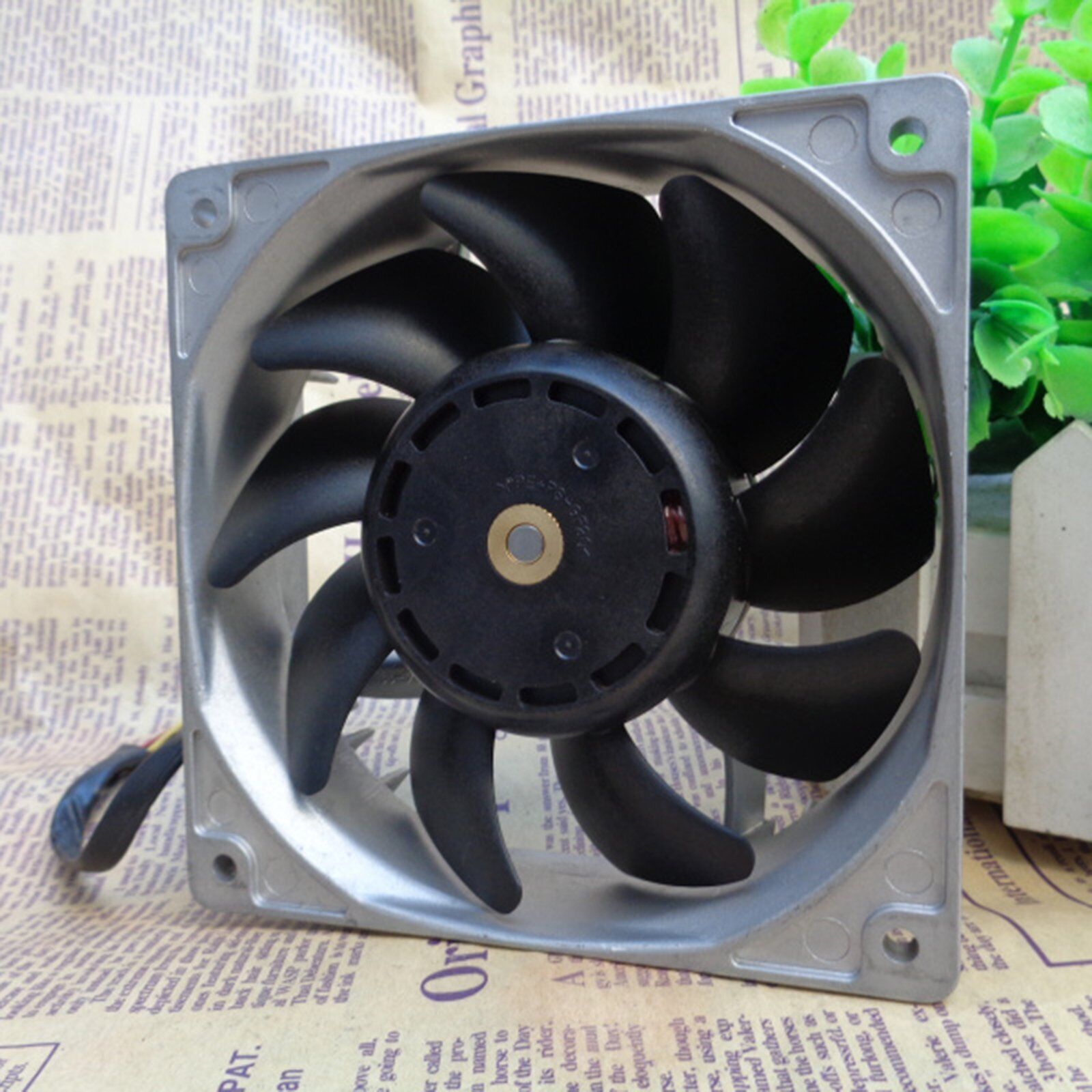 new 1PC  9SG1212P1G03 For SANYO Fan 12V 4A