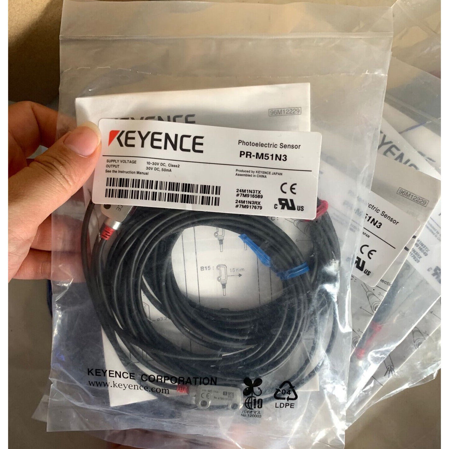 KEYENCE Photoelectric Switch PR-M51N3 - KEYENCE