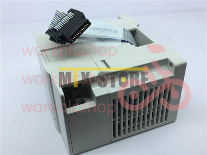 1pcs FX3U-4AD FX3U4AD Mitsubishi MELSEC