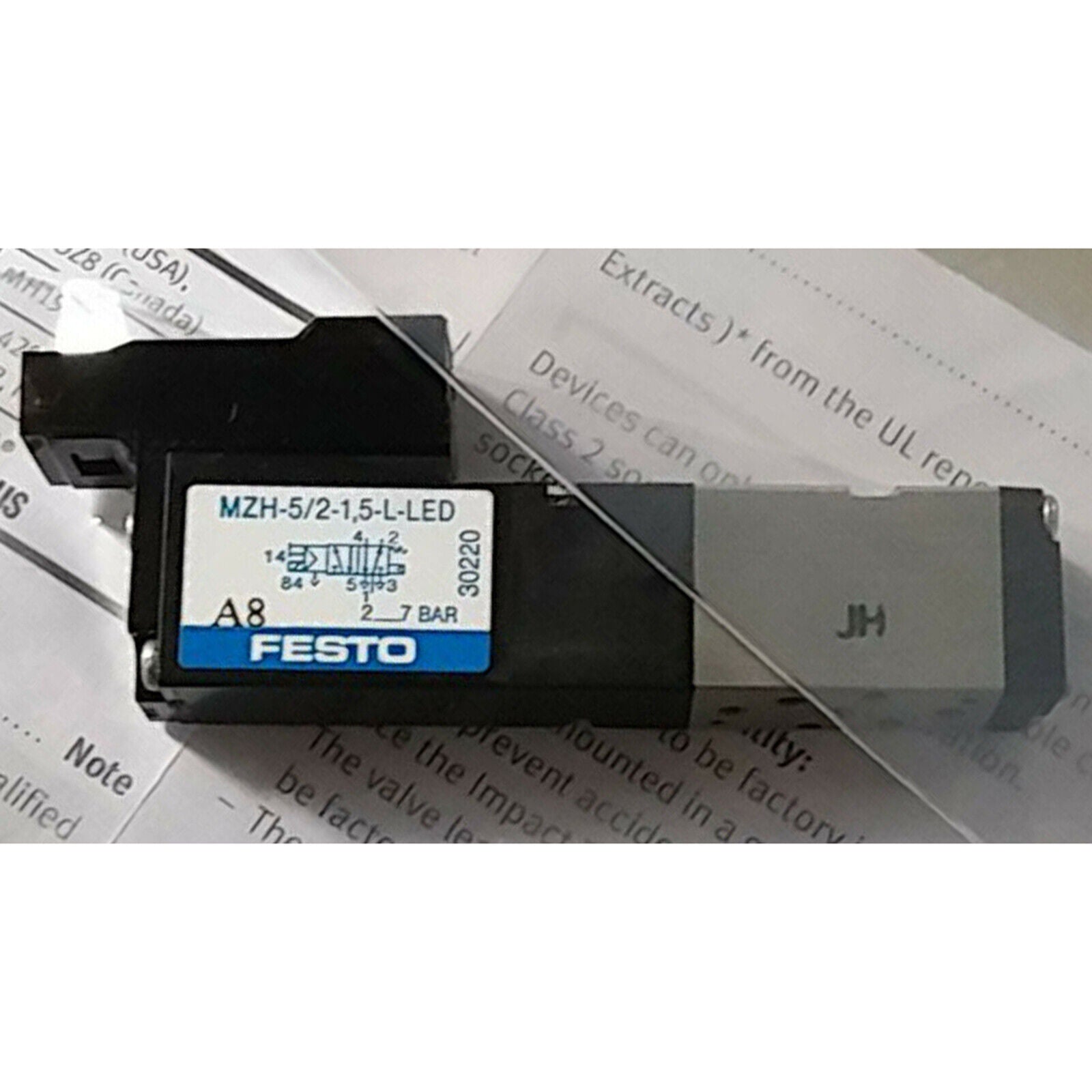 FESTO Solenoid Valve MZH-5/2-1,5-L-LED 30220 – High-Quality 30220 Fitting with LED Light Control - FESTO