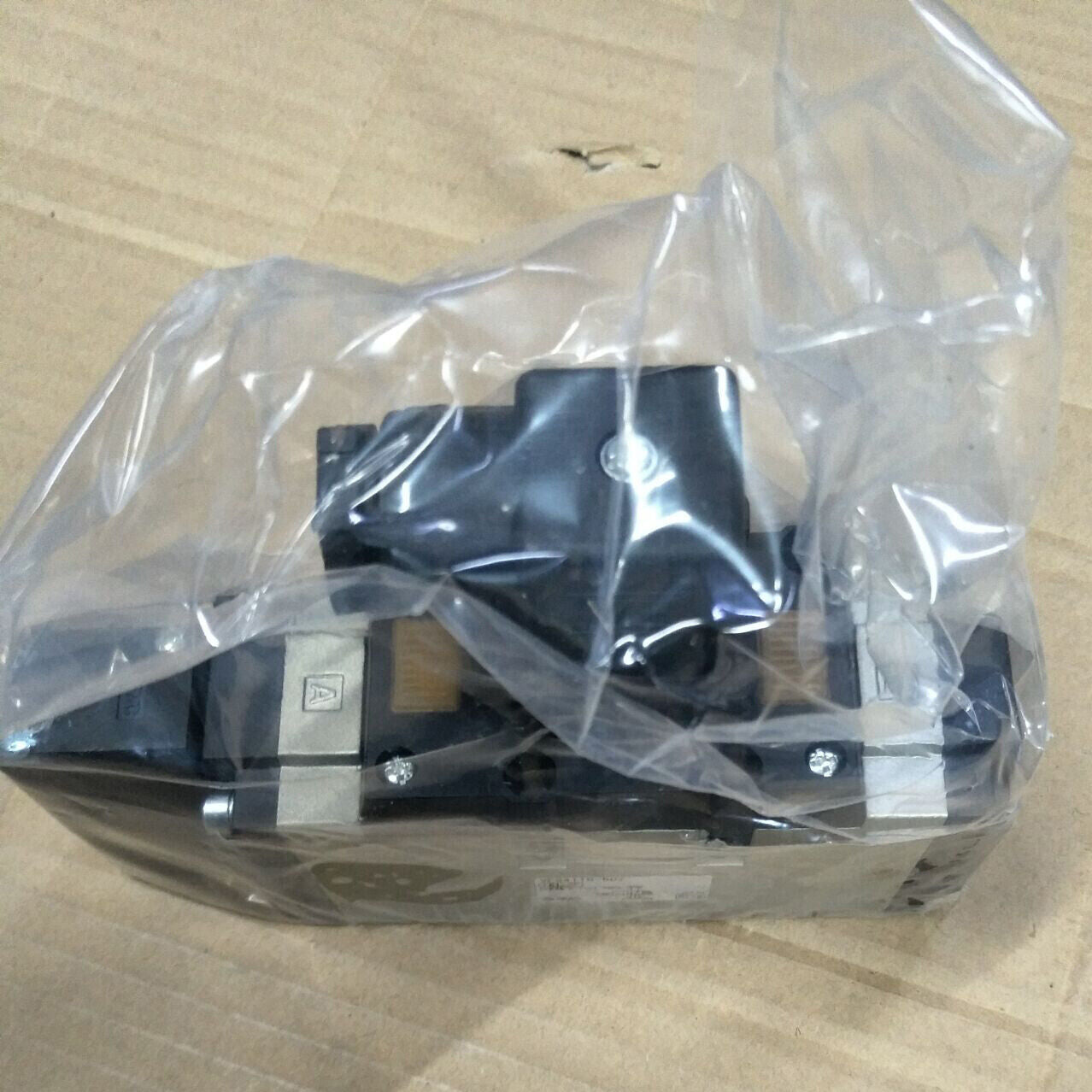 ONE SMC Solenoid Valve VFS4110-5DZ - SMC