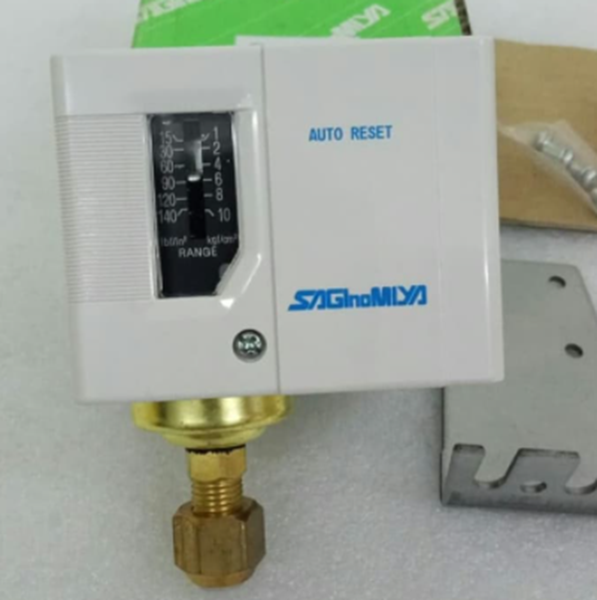 SAGINOMIYA FNS-C110X Pressure Sensor Switch - SAGINOMIYA