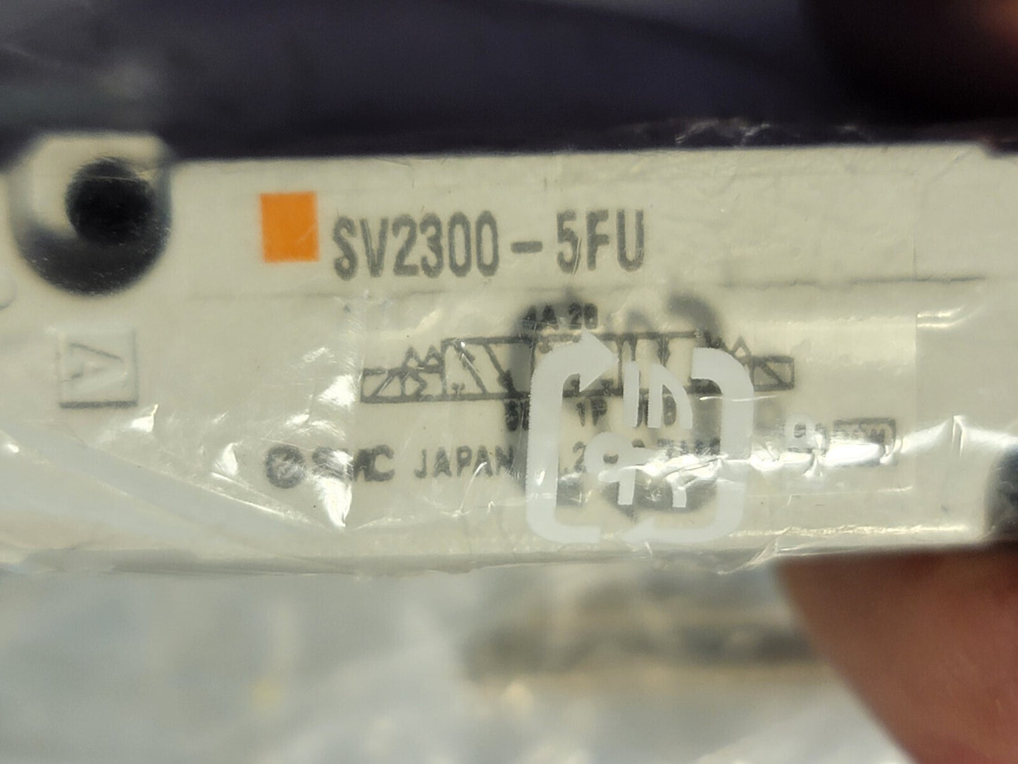 1pcs SMC SV2300-5FU SV2A52 Solenoid Valve 5-Port, 2-Position SEALED