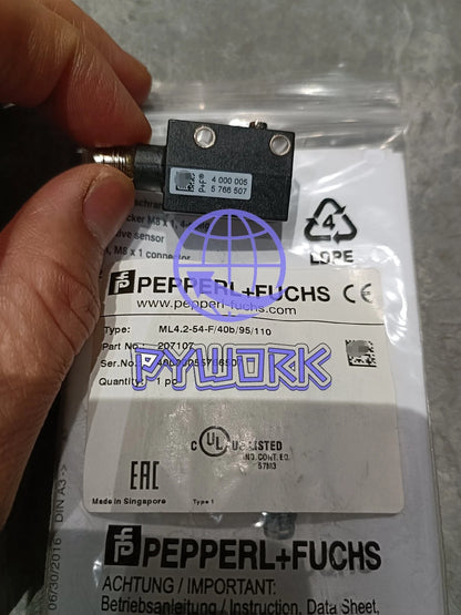 1PCS Photoelectric sensors ML4.2-54-F/40b/95/110 207107#