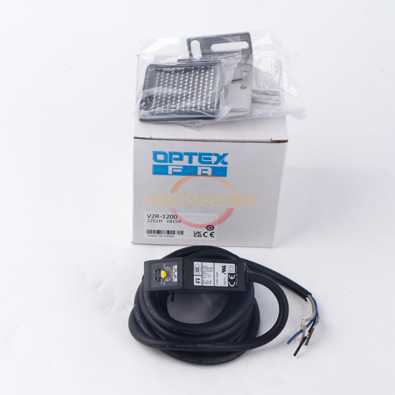 ONE OPTEX photoelectric sensor V2R-1200 - ONE OPTEX