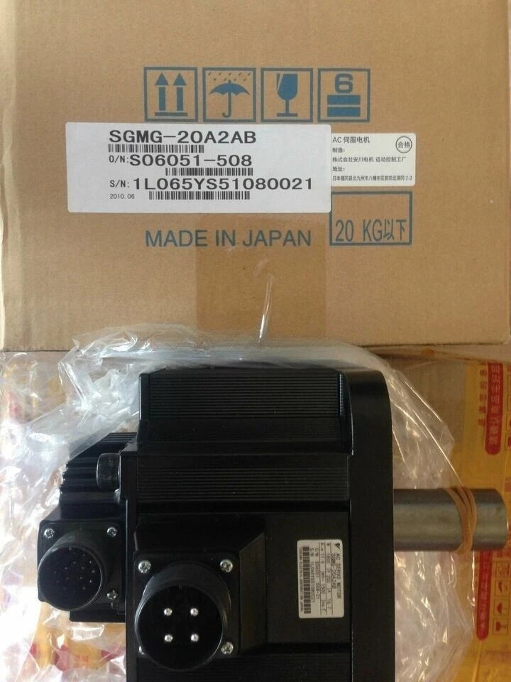 1 PCS YASKAWA SERVO MOTOR SGMG-20A2AB Free delivery#ke #k