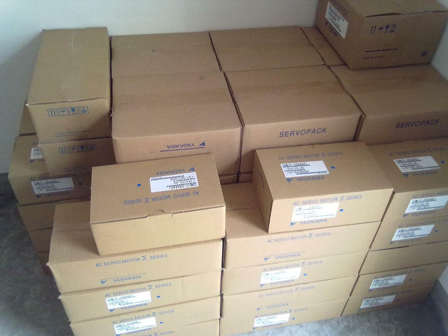 YASKAWA AC SERVO MOTOR SGM-08A3TE11 SGM08A3TE11  PING