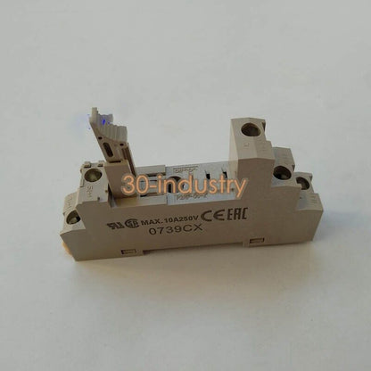 OMRON P2RF-05-E Relay Socket - 50pcs/pack, New In Box - OMRON