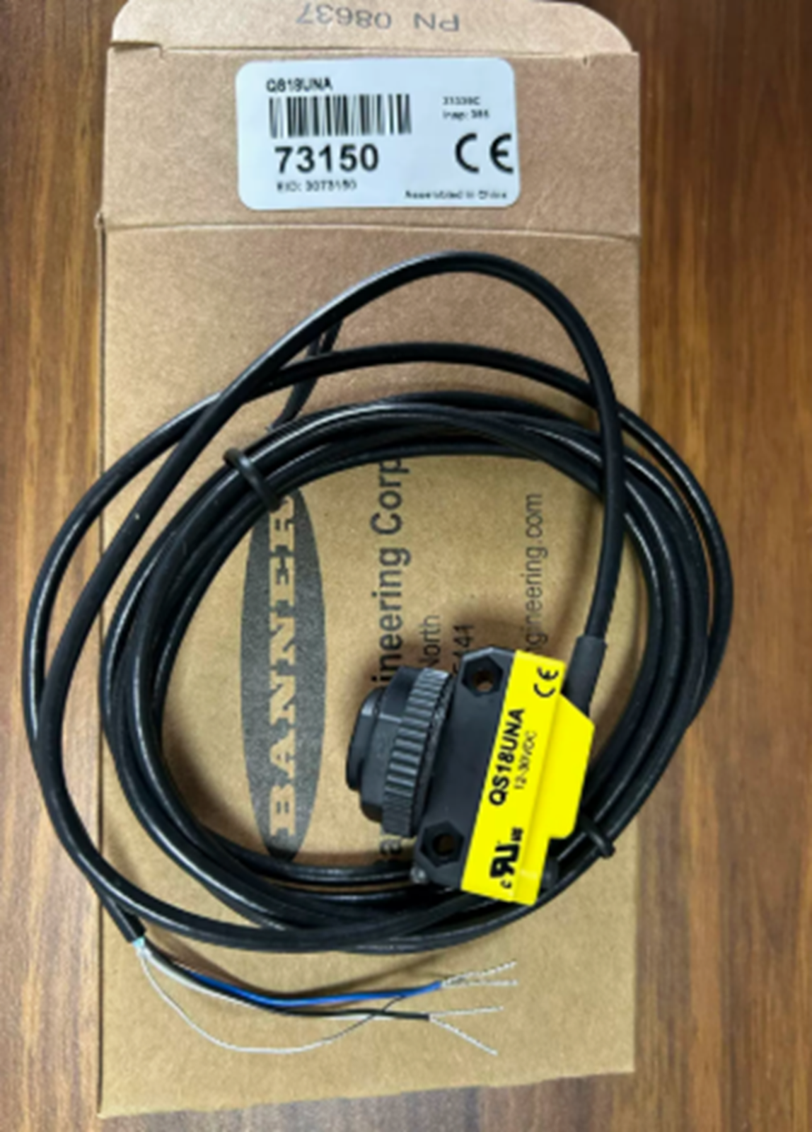 BANNER QS18UNA Ultrasonic Sensor, Precision Motion Detection with 400Hz Frequency, 100% Antenna Interference Free - BANNER