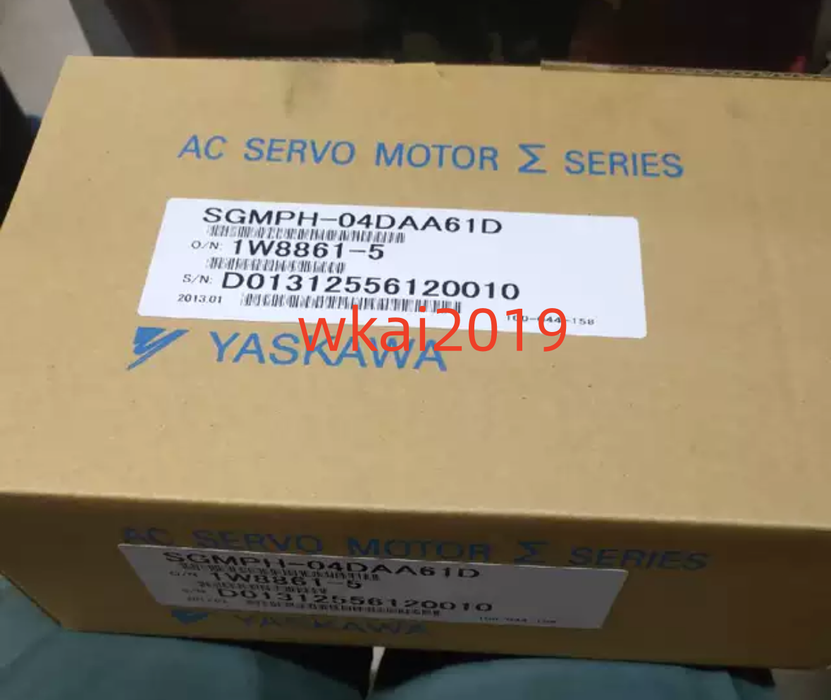 new 1PCS  Yaskawa Servo Motor SGMPH-04DAA61D