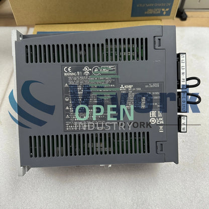 1PCS Mitsubishi MR-J4-100A SERVO AMPLIFIER