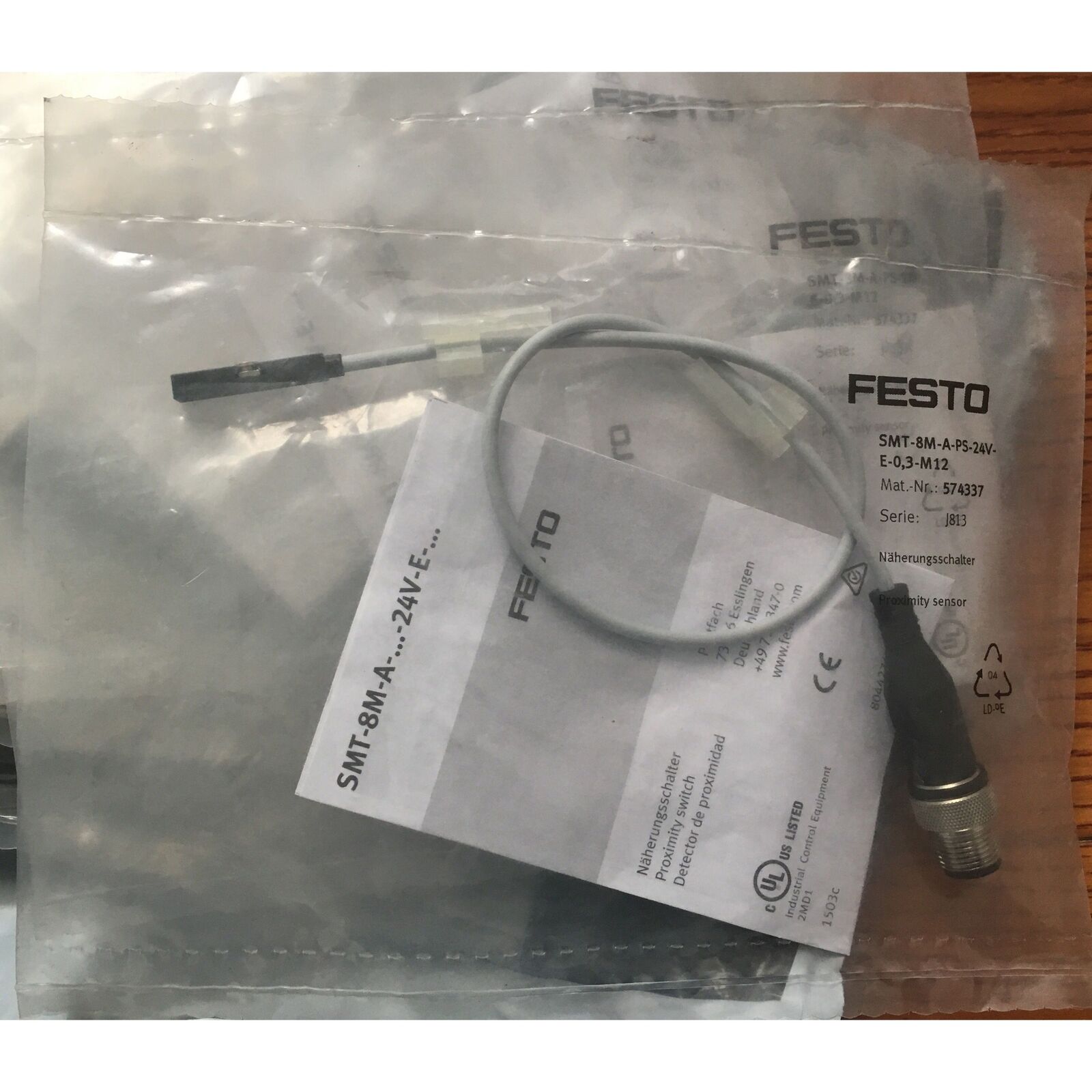 FESTO Magnetic Switch SMT-8M-A-PS-24V-E-0.3-M12 - FESTO