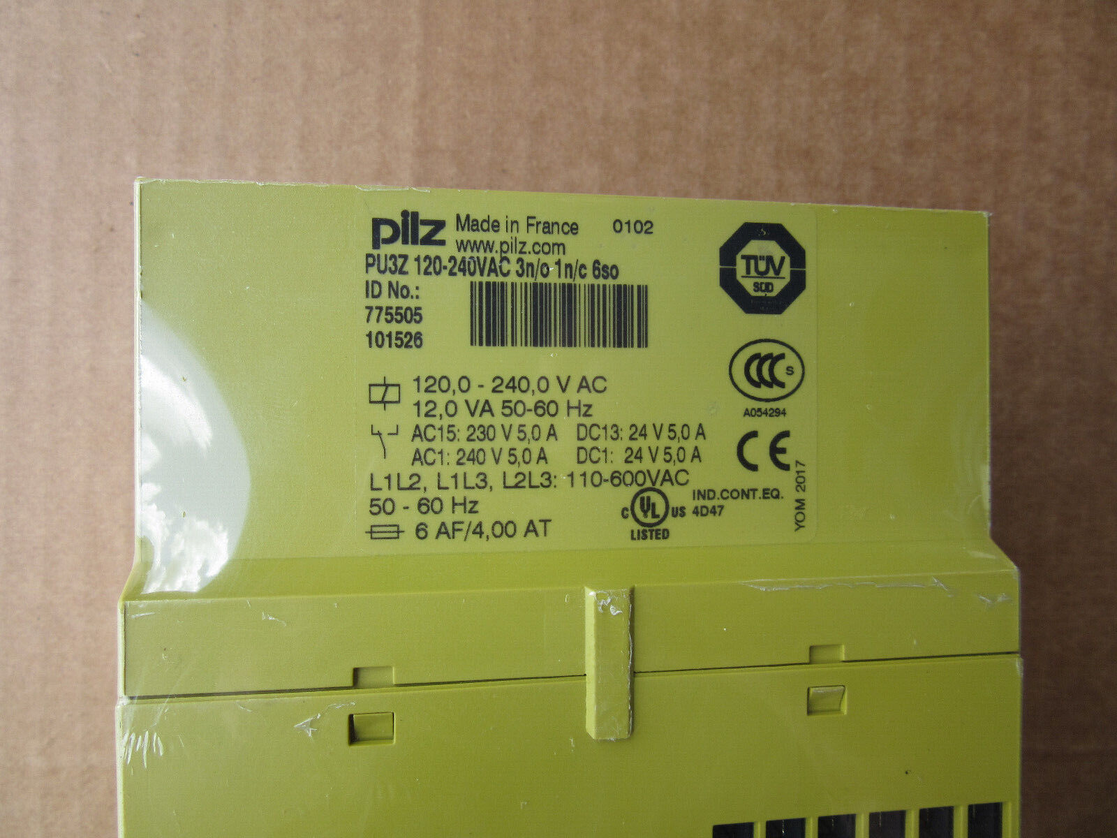 Pilz 775505 Safety Relay PU3Z 120-240VAC 6so NEW!!! in Sealed Pack Pilz